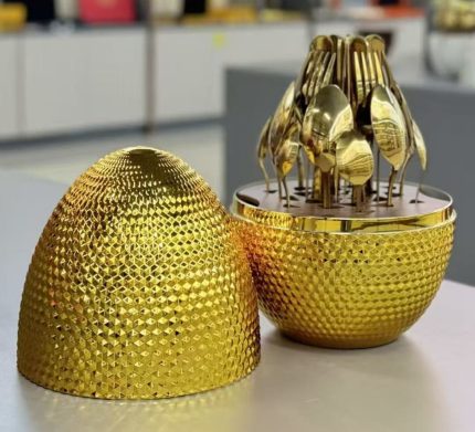 24 Piece Gold Stainless Steel Cuttlery Set